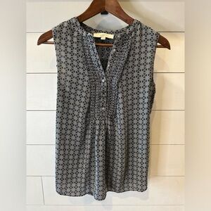LOFT Women's Monochrome Geometric Blouse- size Small